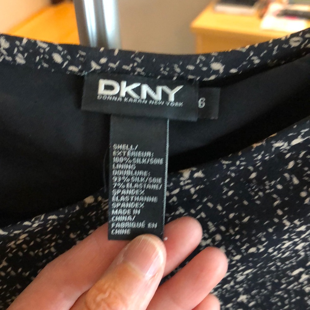 Skirt - Picture 2 of 3